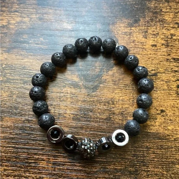 Bracelets - Picture 4 of 4